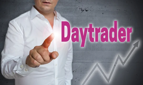 Daytrader 터치 스크린은 남자에 의해 운영. — 스톡 사진