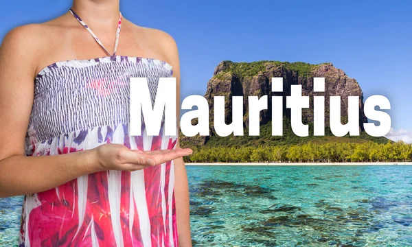 Mauritius Concept Wordt Gepresenteerd Door Vrouwelijke Aan Zee — Stockfoto