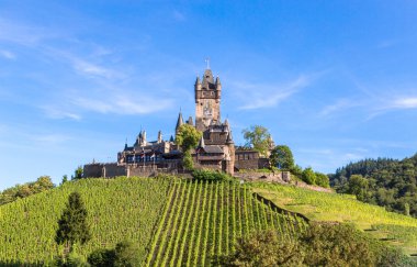 Reichsburg castle in Cochem on the Mosel clipart