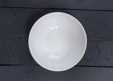 Siyah ahşap kuş bakışı boş kase