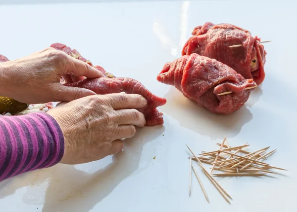 Beef roulades are prepared and cooked — Stock Photo, Image