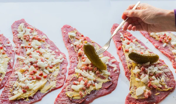 Rundvlees rollades worden voorbereid en gekookt — Stockfoto