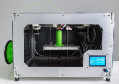 parlak yeşil filaman ile 3D printerlere harcama maddeler