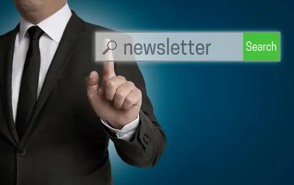 Newsletter internet browser is operated by businessman — Stock Photo, Image