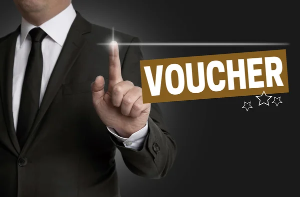 Voucher touchscreen é operado pelo conceito de homem de negócios — Fotografia de Stock