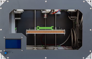 parlak yeşil filaman ile 3D printerlere harcama maddeler