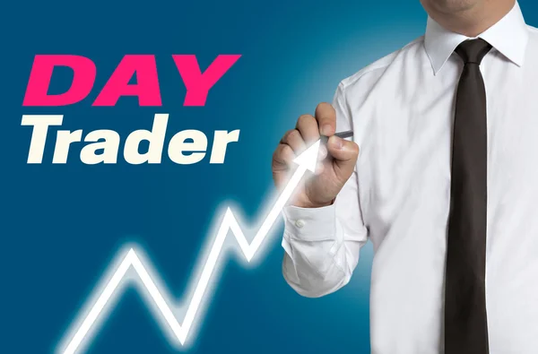 Daytrader desenha preço de mercado na tela sensível ao toque — Fotografia de Stock