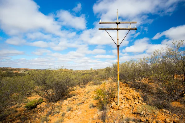 Alter Telegraphenmast — Stockfoto