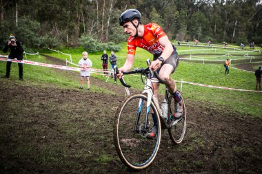 Kirli işler 2016 Darebin Parklands