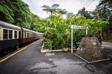 Kuranda tren istasyonu