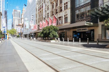 Coronavirus salgını sırasında Melbourne 'da Sessiz Bourke Caddesi