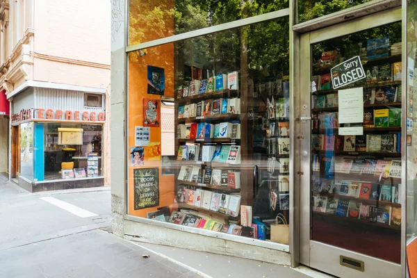 Melbournes Bourke St is Quiet during the Coronavirus Pandemic — Stock Photo, Image