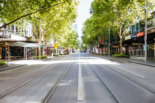 Melbournes Swanston St je tichý během pandemie koronaviru — Stock fotografie