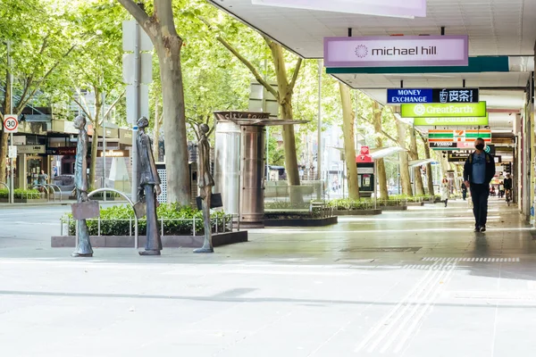 Melbournes Swanston St je tichý během pandemie koronaviru — Stock fotografie