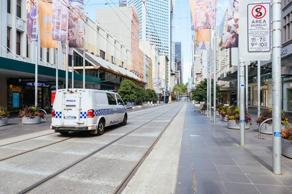 Tichý Bourke St v Melbourne během coronavirus Pandemic — Stock fotografie