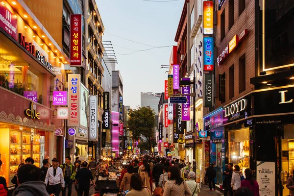 Myeong-dong District in Seoul South Korea — Stock Photo, Image