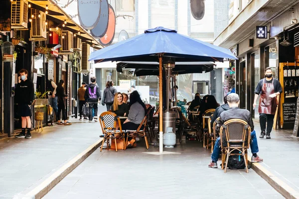 Degraves St újranyitás a Coronavirus-járvány idején — Stock Fotó