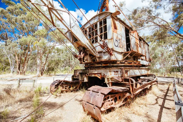 Dredge and Dragline Historical Site in Australia — Stock Photo, Image