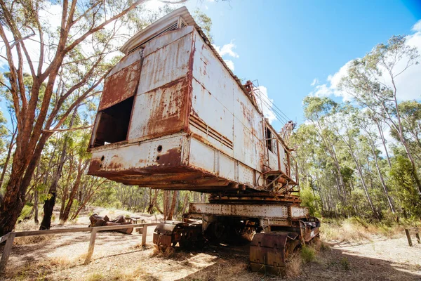 Dredge and Dragline Historical Site in Australia — Stock Photo, Image