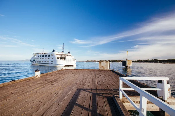 Sorrento Queenscliff Ferry in Australië — Stockfoto