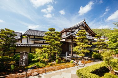 Tenryu-ji Bahçesi ve Kyoto Tapınağı Japonya