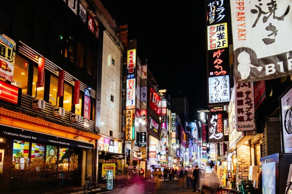 Shinjuku Tokyo at Night in Japan — Stock Photo, Image