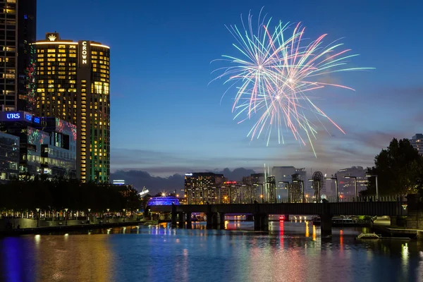 Melbourne Skyline with Fireworks at Dusk — Stock Photo, Image