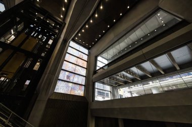 MELBOURNE, AUSTRALYA - 18 Ekim 2025: Metro Tüneli projesi kapsamında Devlet Kütüphane İstasyonu halka açıldı. Melbourne CBD, Victoria, Avustralya 'da yer alan ve 18 Ekim 2025' te çekilmiştir..