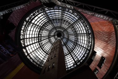 MELBOURNE, AUSTRALYA - 18 Ekim 2025: Melbourne Merkez ve Çekim Kulesi Melbourne, Victoria, Avustralya