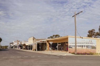 RAINBOW, AUSTRALIA - 26 Eylül 2025: Victoria, Avustralya 'da Federal Cadde' de Gökkuşağı Tarihi Mimarisi