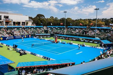 MELBOURNE, AUSTRALIA - 14 JANUARY 2026: Kanada 'dan Denis Shapovalov, Avustralya' nın Melbourne kentinde 14 Ocak 2026 tarihinde Jordan Thompson ile oynadı..