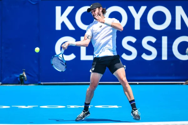MELBOURNE, AUSTRALIA - 14 Ocak 2026: Avustralyalı Jordan Thompson, 14 Ocak 2026 tarihinde Melbourne, Avustralya 'da Kanadalı Denis Shapovalov ile oynamaktadır..