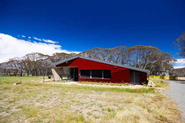MT HOTHAM, AUSTRALYA - 10 Ocak 2026: Victoria, Avustralya 'da yaz aylarında Hotham Dağı yakınlarındaki Biatlon spor sahalarının evi