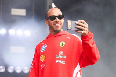 MELBOURNE, AUSTRALIA - Mart 06 2026: Scuderia Ferrari HP 'den Lewis Hamilton Avustralya' nın Melbourne kentindeki Albert Park 'ta düzenlenen 2026 Avustralya Grand Prix' inde