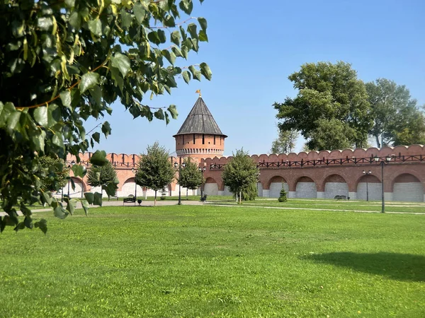 Tula kremlin historical fortress with park — Stock Photo, Image