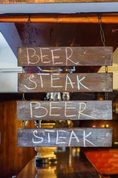 Reclame bord in restaurant — Stockfoto