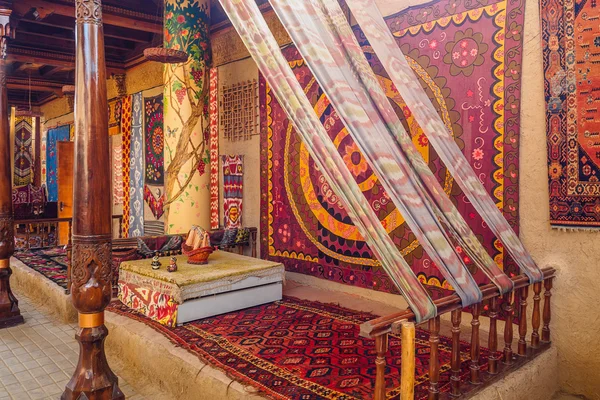 Geleneksel Orta Asya nakış