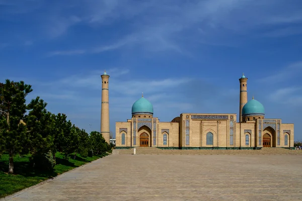 Известный исламский комплекс в Ташкенте — стоковое фото