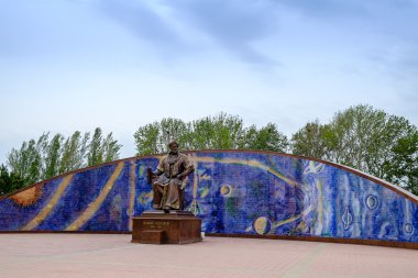 Mirzo Ulugbek Ulugbek Samarquand, Özbekistan'a Gözlemevi heykeli.