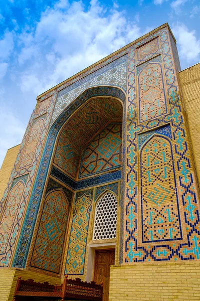 Shah-jag-Zinda memorial komplex, necropolis i Samarkand, Uzbekistan. Unescos världsarv — Stockfoto