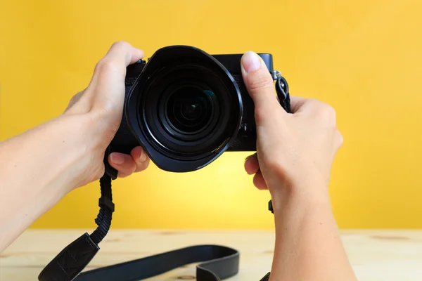 Woman doing selfie with camera — Stock Photo, Image