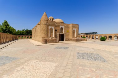 Chashma-Ayub - dini bina Buhara, merkezi bir Türbesi ve kutsal kaynak içerir