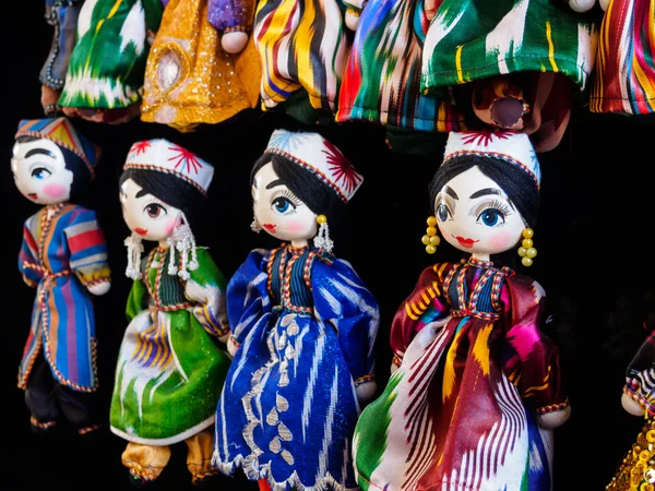 Traditional oriental doll in Bukhara Bazaar, Uzbekistan — Stock Photo, Image