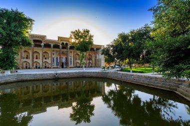 Karmaşık Bolo-hauz - bir cami, bir minare ve bir Havuzu, Buhara, Özbekistan