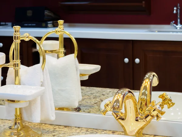 Modern luxury bathroom interior — Stock Photo, Image