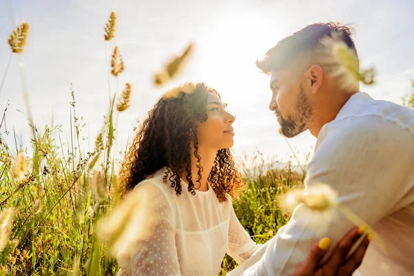 Romantic Scene Multiracial Passionate Young Couple Love Looking Eyes Each — Stock Photo, Image