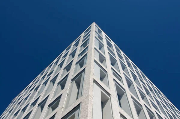 Blick Auf Eine Moderne Bürohausfassade Rotkreuz Schweiz — Stockfoto