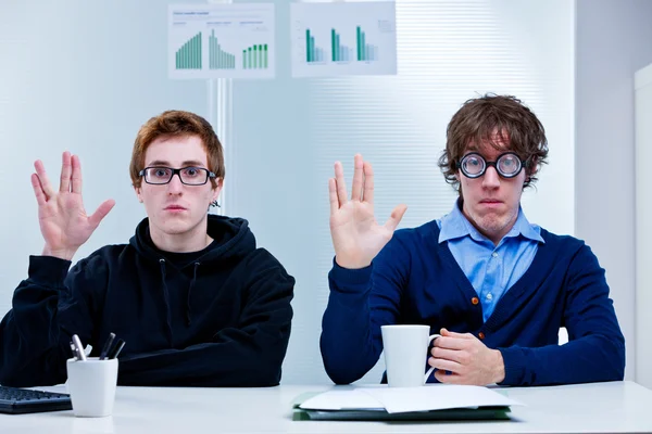 Очкарик из офиса. Безумный математик. Современный интеллигент. Ученый у доски. Интеллигент.