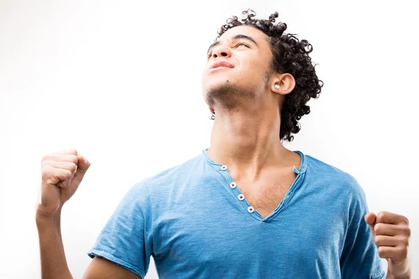 Alegre hombre fuerte regocijándose porque ganó —  Fotos de Stock