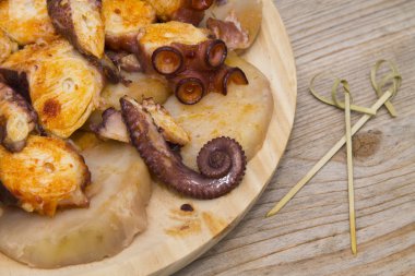 Ahtapot patates, Galiçya pişirme ile